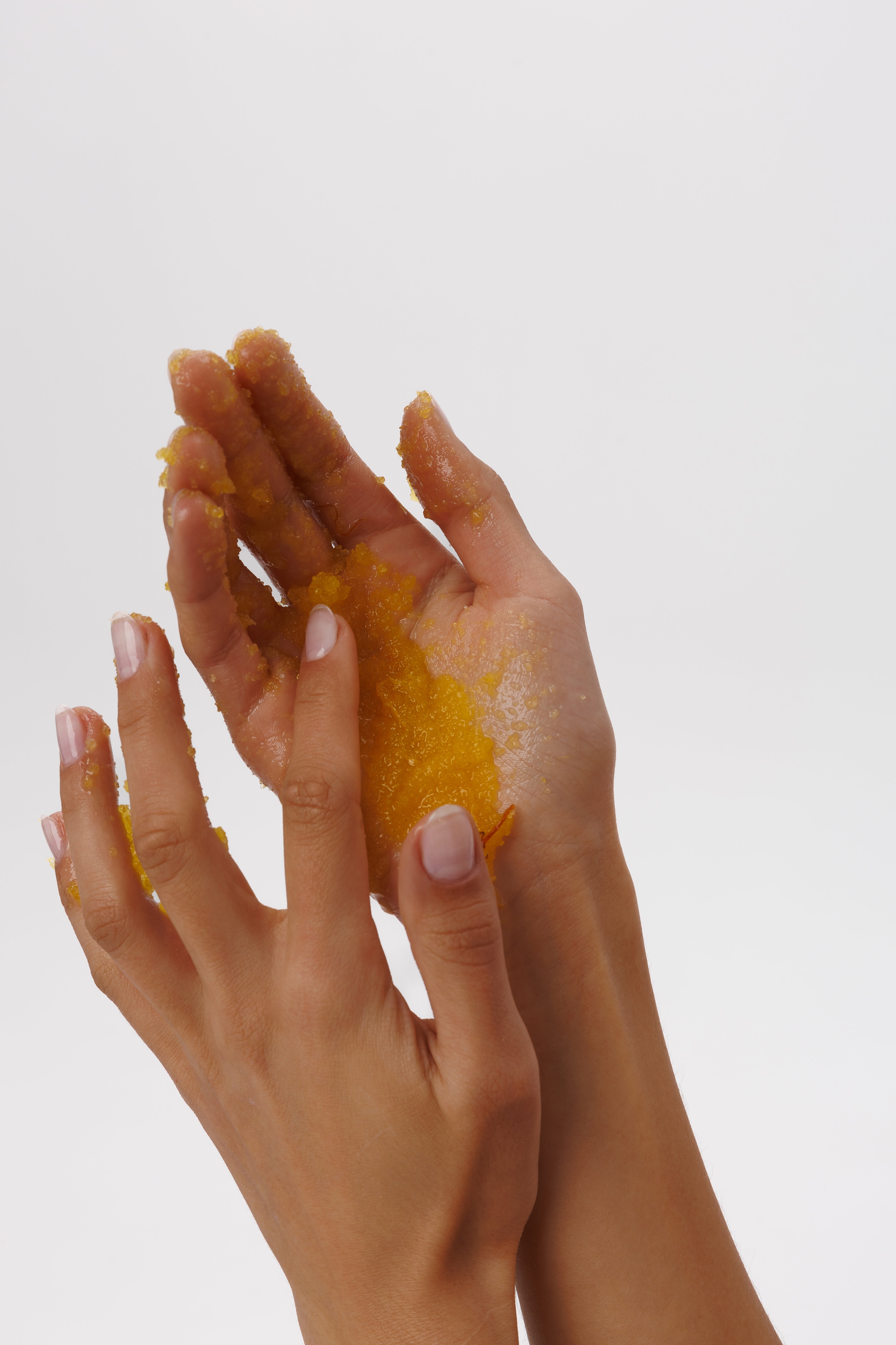 Żółty peeling solno-cukrowy z nagietkiem