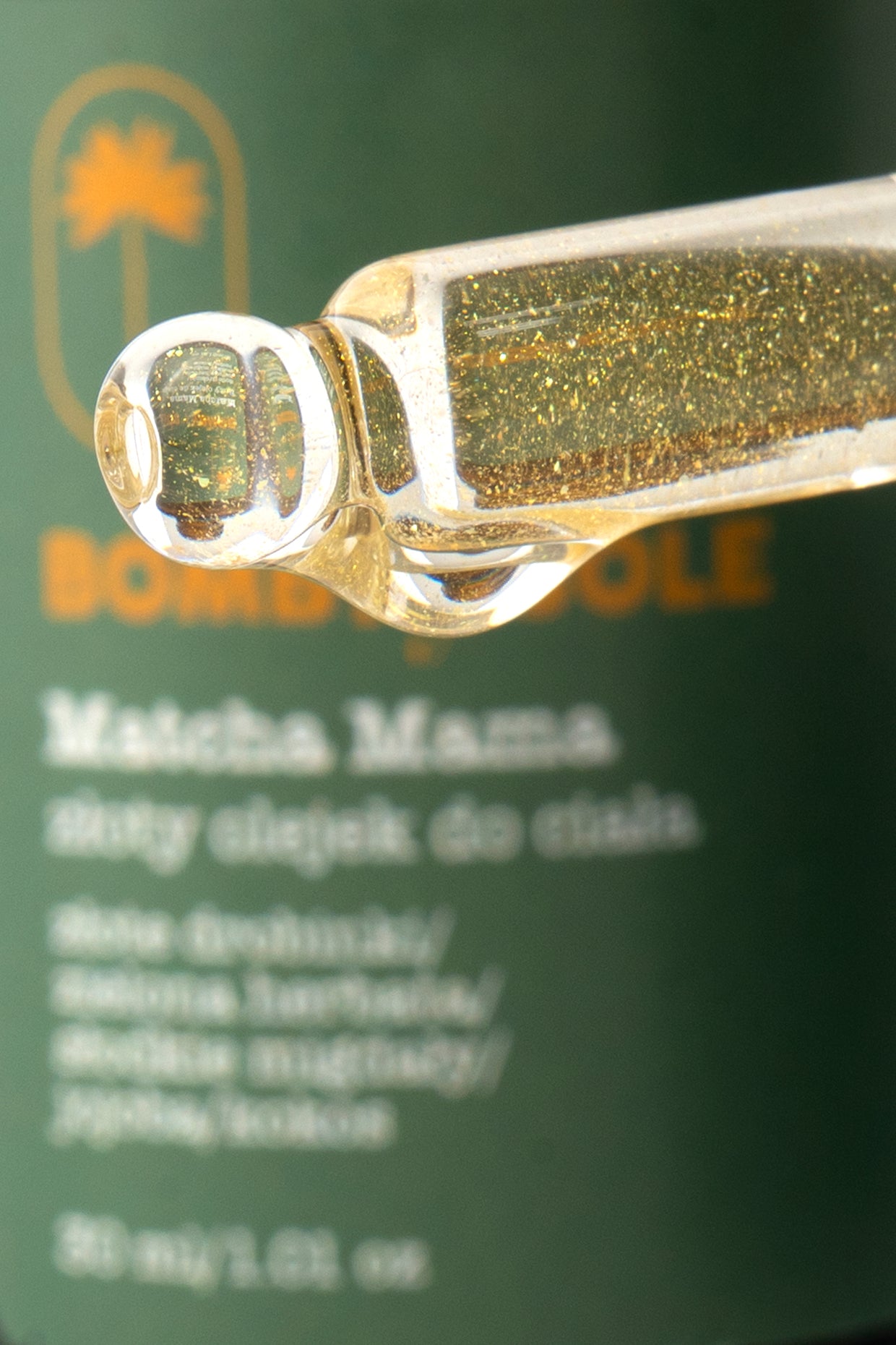 Olejek do ciała matcha ze złotymi drobinkami 30ml