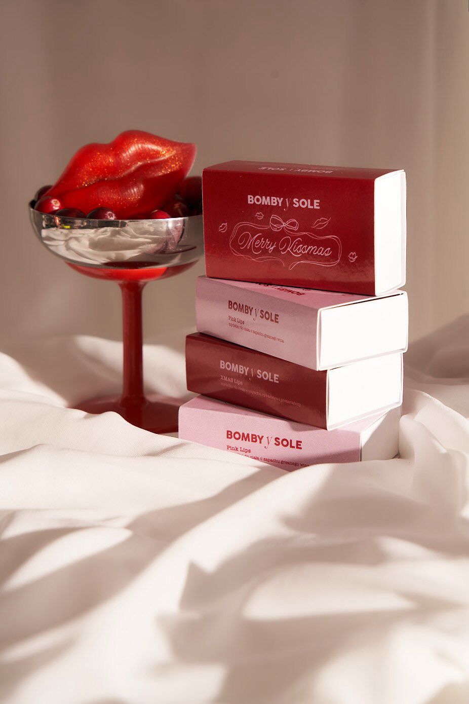 Usta różowe Merry Kissmas  (mydło)