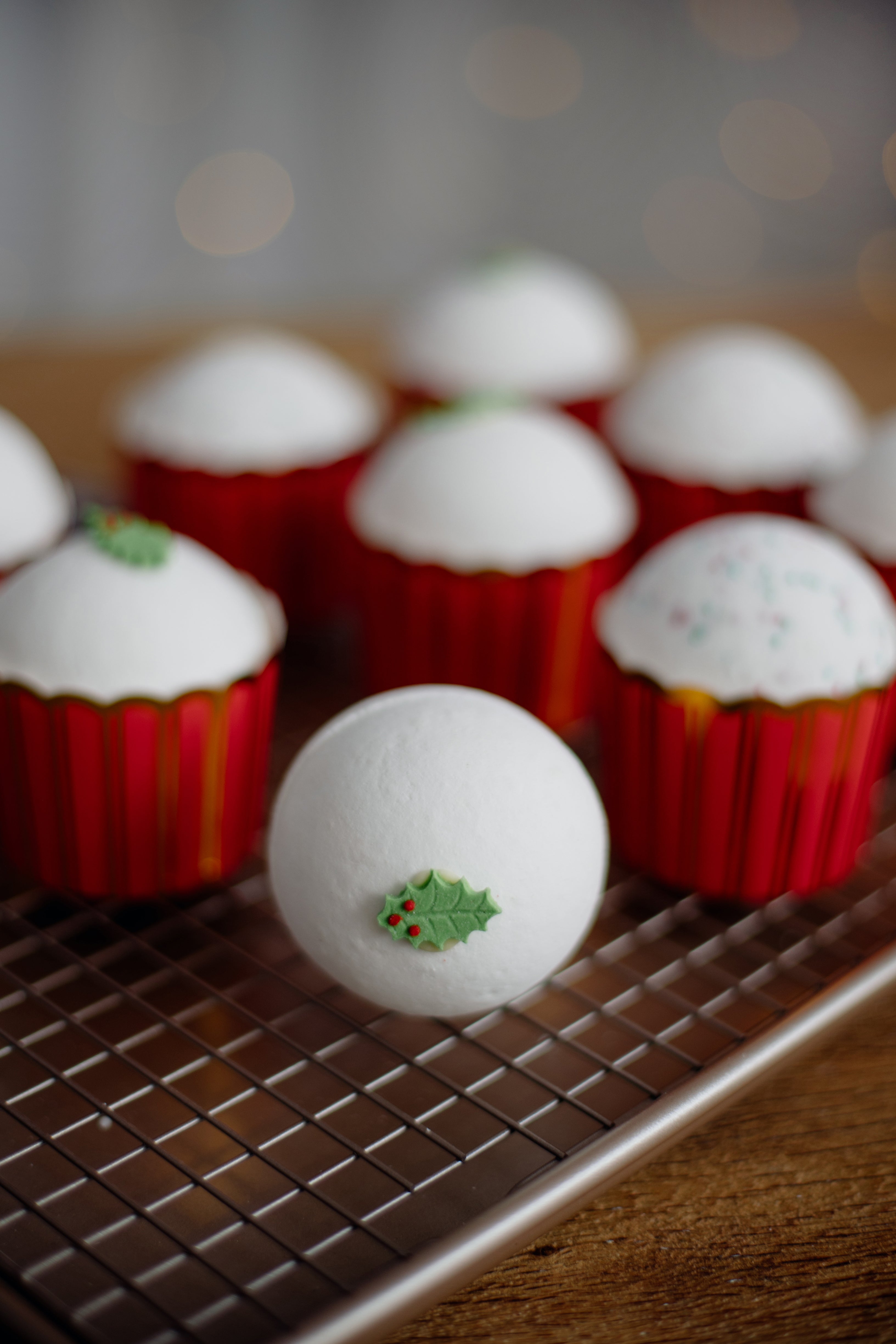 Kula do kąpieli z ostrokrzewem - Merry Kissmas